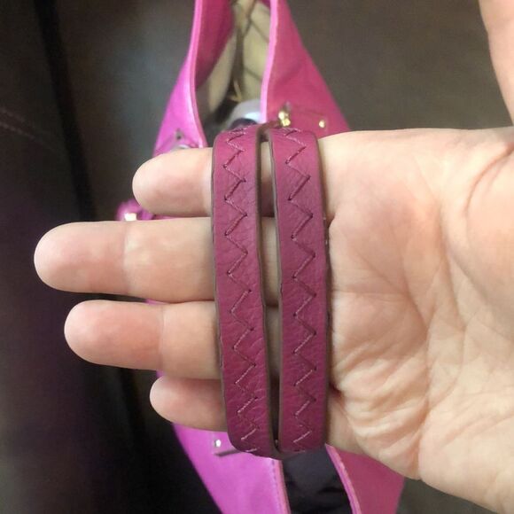 TORY BURCH Fuchsia Leather Shoulder Bag Embroidered Straps Tassel Accent - Picture 16 of 17